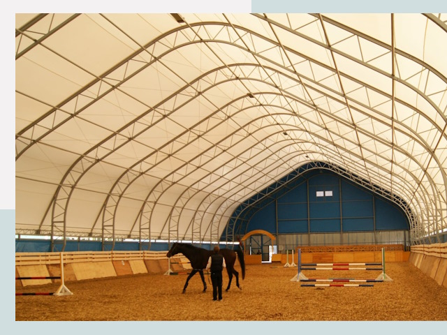 Строительство конных манежей в Щелково